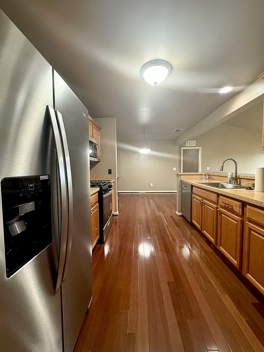 Additional view of 20653 Henry Street