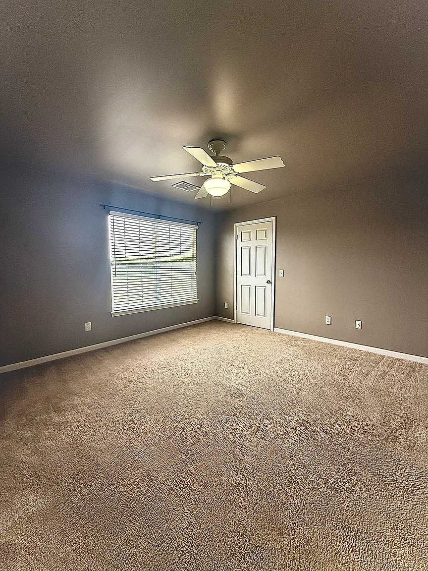 Additional view of 20653 Henry Street