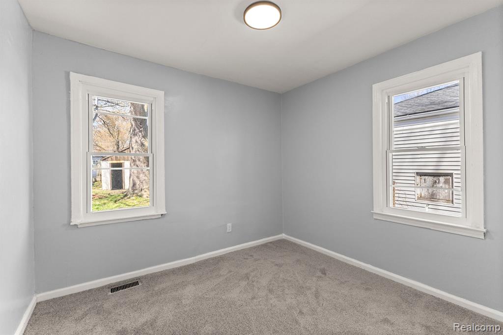 Additional view of 4924 Ziegler Street