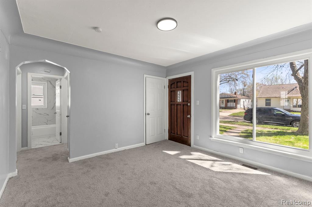 Additional view of 4924 Ziegler Street