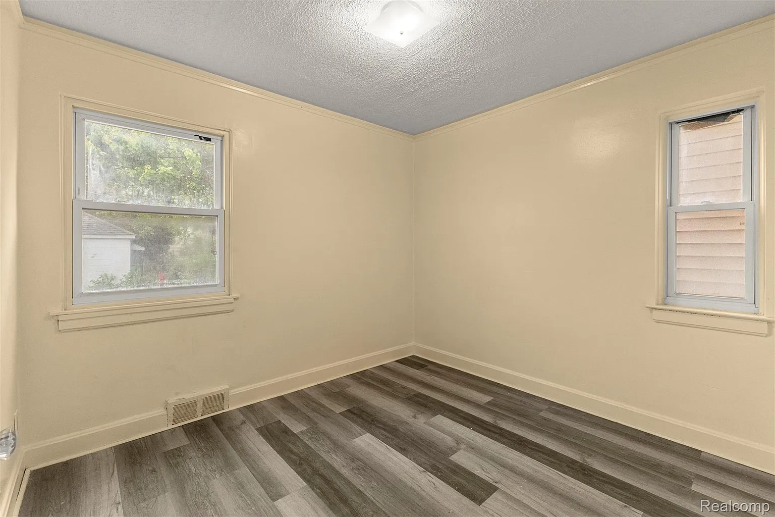 Additional view of 7444 Kendal Street